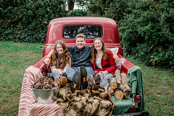 {SOCIAL SHARE} Hannah King Photography vintage truck OAKES-2