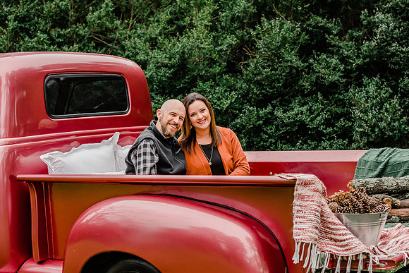 {SOCIAL SHARE} Hannah King Photography  Vintage Truck MAYHEW-8