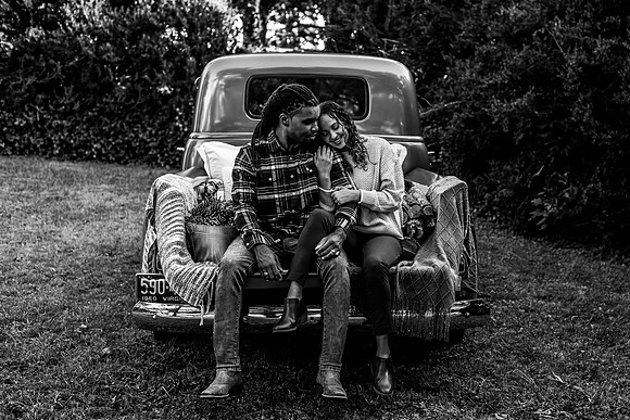 {SOCIAL SHARE} Hannah King Photography  vintage truck SHIANNE-10