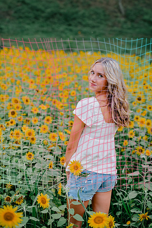 {SOCIALMEDIA} Hannah King Photography SUNFLOWER MAKENZIE-12