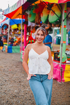 {PRINT} Hannah King Photography BELLA SENIOR FAIR-6
