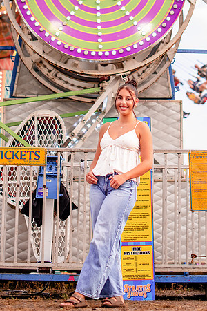 {PRINT} Hannah King Photography BELLA SENIOR FAIR-13